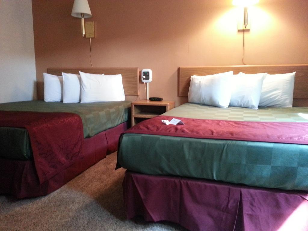 Mid Town Motel Great Falls Kültér fotó