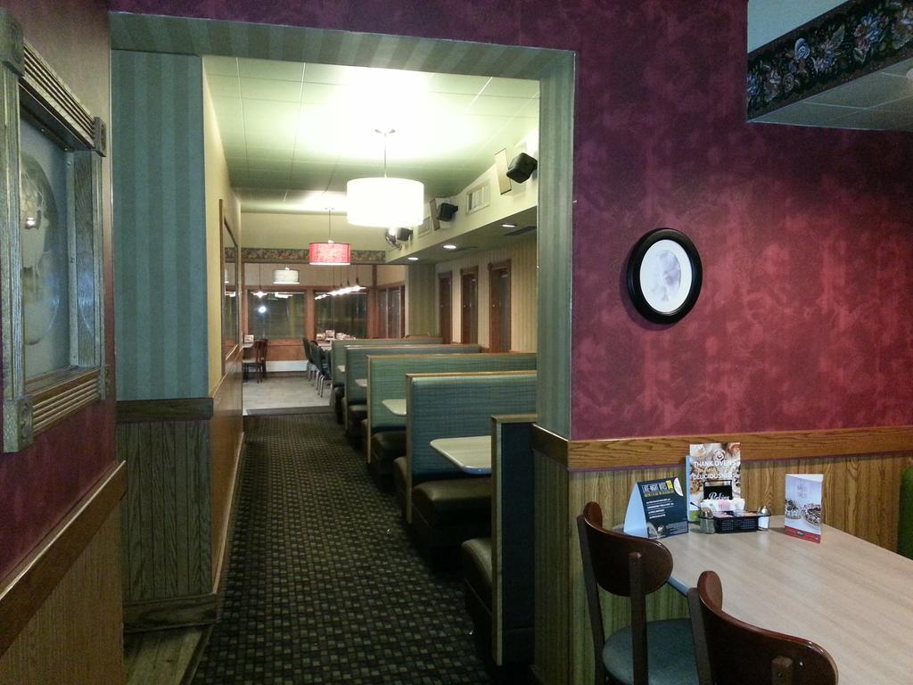 Mid Town Motel Great Falls Kültér fotó